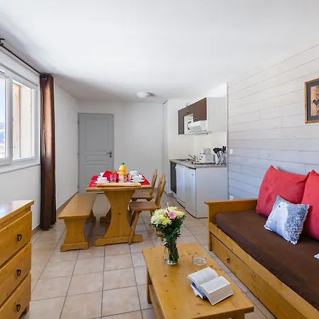 Apartmanhotel Lagrange L'oree Des Cimes Les Angles