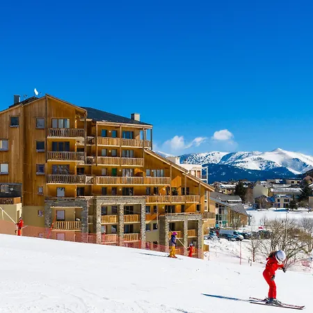 Aparthotel Lagrange L'oree Des Cimes Les Angles (Pyrenees-Orientales)